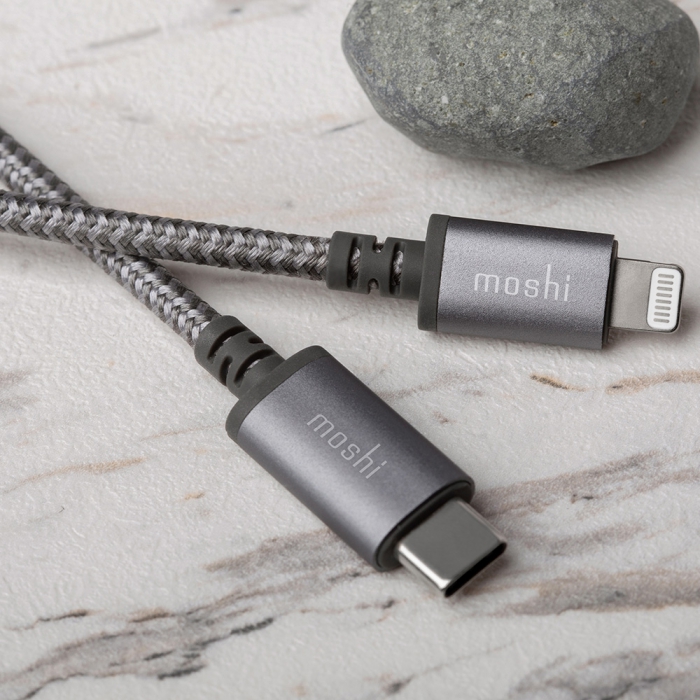 Moshi Integra USB C to Lightning Cable 1.2m Gray 4